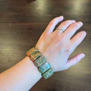 Beautiful Beaded Bracelet Green and Pink